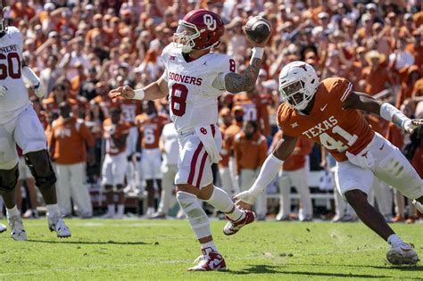 Boomer Sooner: Gabriel tosses late TD pass as No. 12 Oklahoma beats No. 3 Texas in Red River rivalry